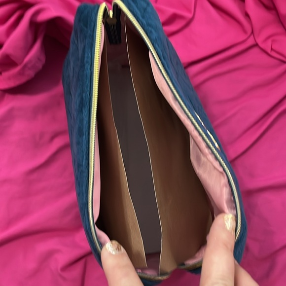 New Juicey Couture makeup bag - Picture 4 of 5